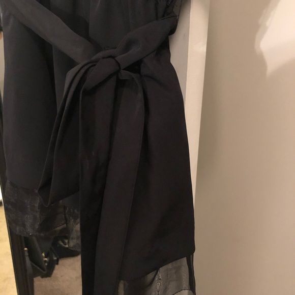 Vera Wang Formal Front Tie Blouse - Picture 2 of 6